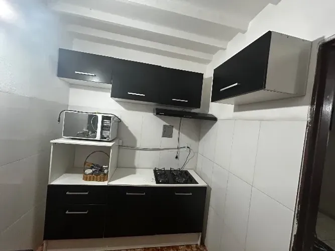Armário de cozinha com cooktop 
