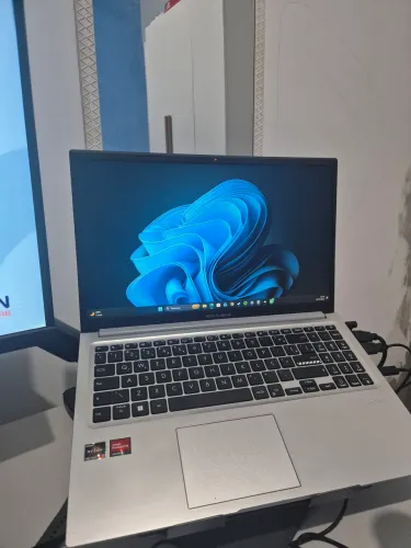 Notebook Asus vivobook 15 16gb RAM SSD 1TB Ryzen 7 tela IPS
