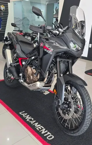 AFRICA TWIN 1100 MANUAL zero km