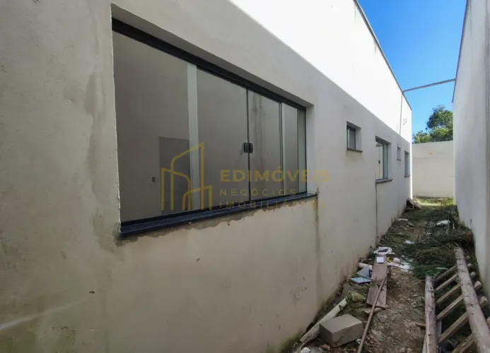 Casa Moderna em São Francisco: 3 Quartos e Quintal Privativo