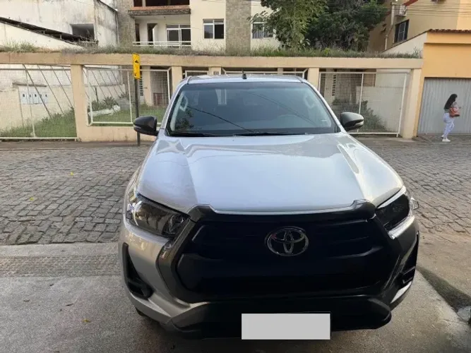 Toyota Hilux CD SR 4X4 2.8 TDI Diesel Aut. 2025
