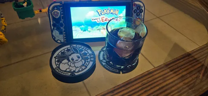 Kit com 4 Porta-Copos Temáticos do Pokémon