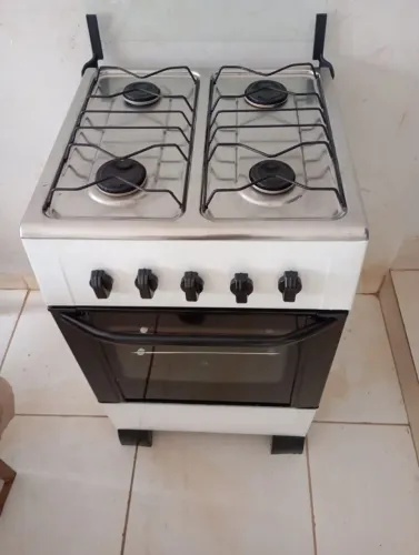 Fogão 4 bocas entrego