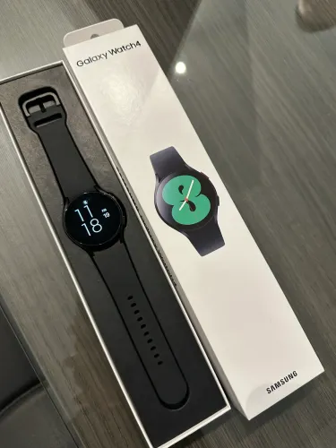 Samsung Galaxy Watch 4