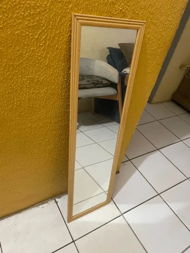 Espelho Retangular de Parede / Corpo Inteiro com Moldura Amadeirada - Conservado