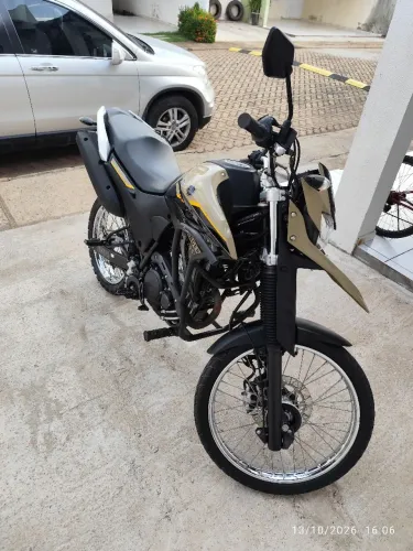 Moto Lander 2023 