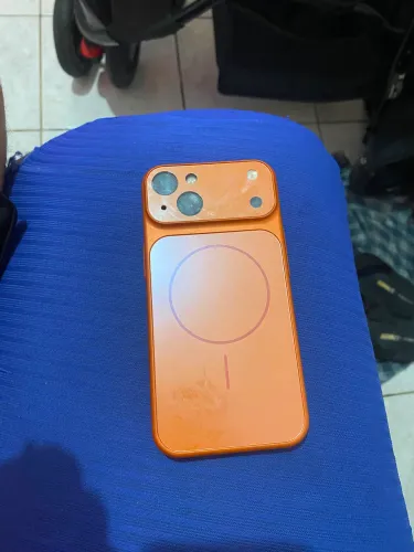 Vendo iPhone 13 11