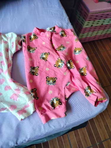 Desapego roupa infantil M, retirar na vila ieda Cg