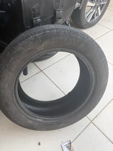 Pneus Pirelli cinturado 195 55 15