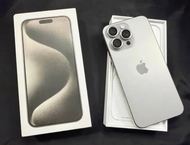 iPhone 15 Pro Max 256GB - Natural Titanium