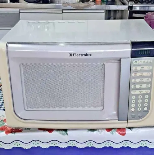 Microondas funcionando perfeitamente 