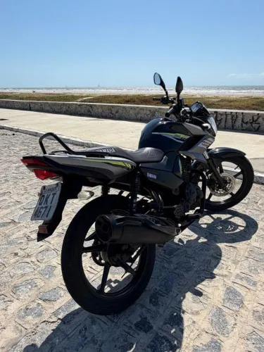 Moto Fazer 150