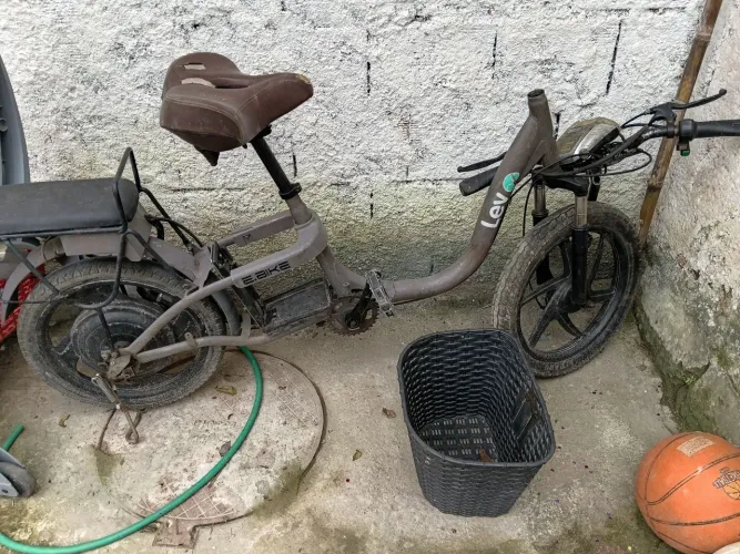 Bike elétrica lev