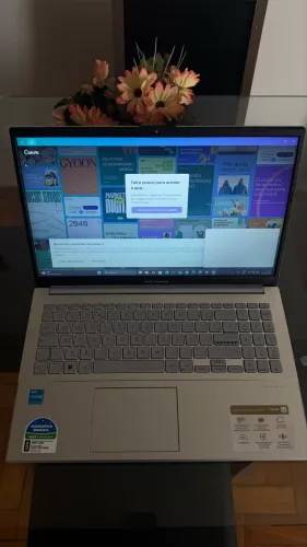 ASUS vivobook 15 i3 OFERTA