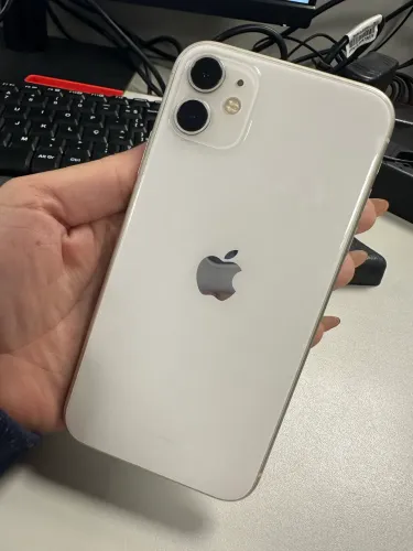 IPHONE 11 64gb 