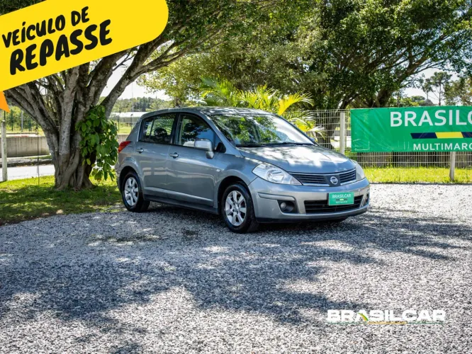 Nissan Tiida S 1.8/1.8 Flex 16V Mec. 2008