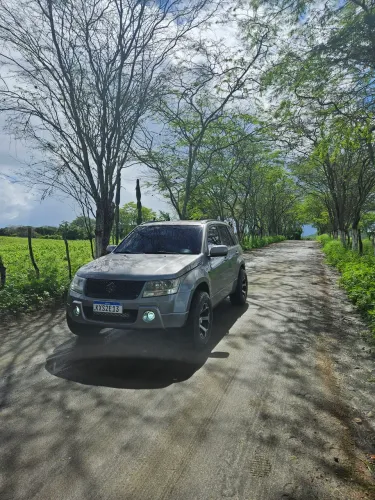 Suzuki Grand Vitara 2.0 16V 4x2/4x4 5P Aut. 2010