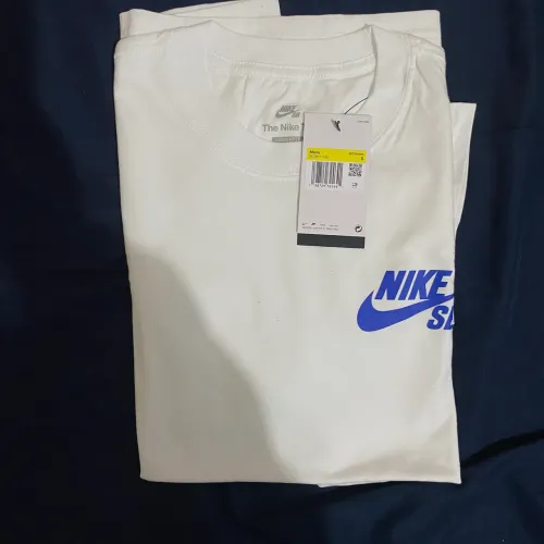 Camiseta Nike SB Branca (P)