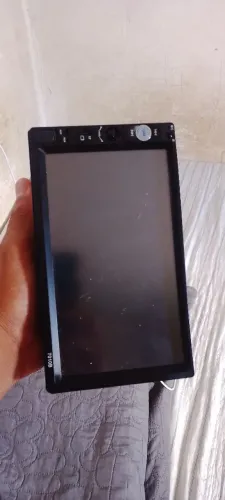 Multimídia e tech 9 polegadas 7010 b  faltando os cabos de conexão 