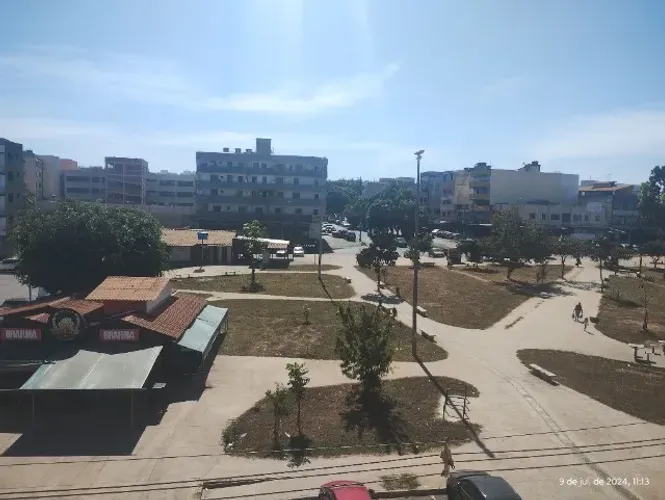 Apartamento 1 quarto com varanda - ambiente familiar, ótima localização - Guara 2
