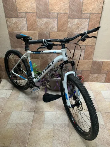 Bike cannondale