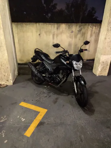 Moto em excelente estado