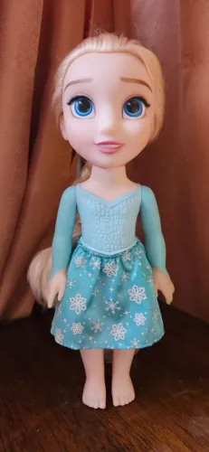 Boneca Elsa