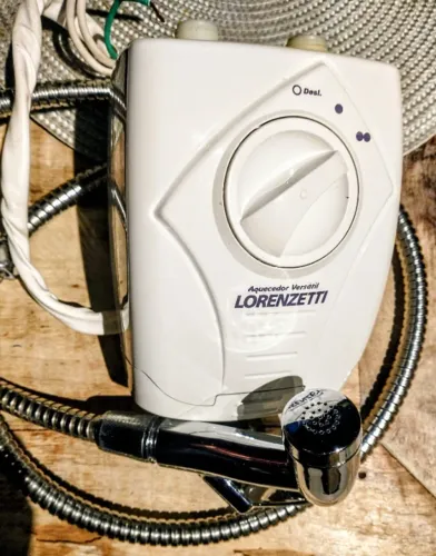 Aquecedor Elétrico Lorenzetti Versátil 220V - Pouco Usado
