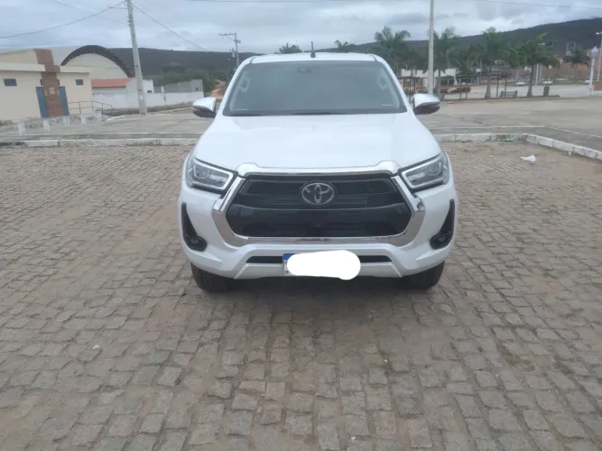Toyota Hilux CD SRX 4X4 2.8 TDI 16V Diesel Aut. 2023