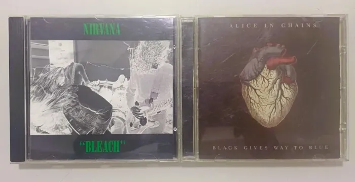 Cds: Nirvana (Bleach) + Alice in Chains (Black Gives Way to Blue)