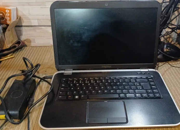 Notebook DELL I7 usado funcionando tudo ok.