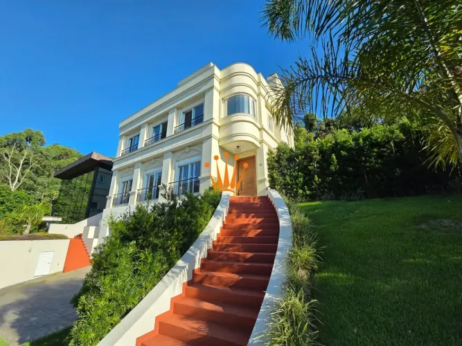 Casa a venda em Cacupe.