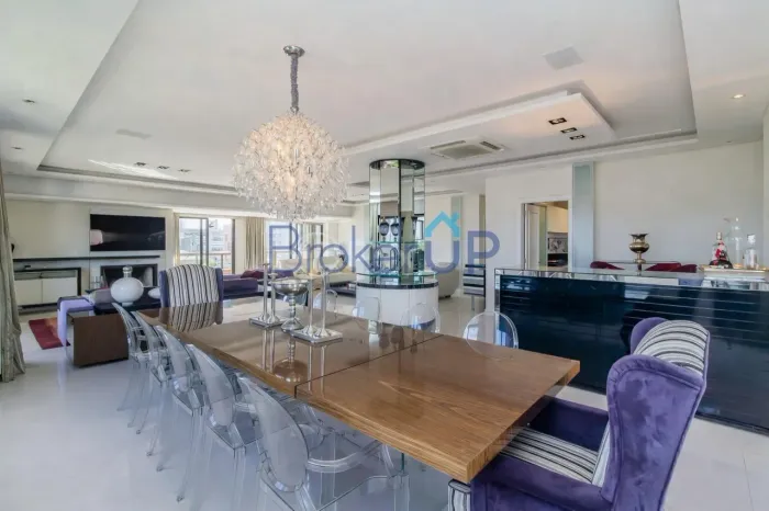 Apartamento Duplex/Cobertura em Bela Vista - Porto Alegre