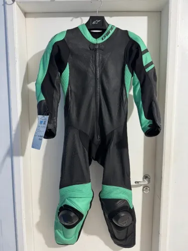 Macacão Dainese 1pc Tam 44 Eur Feminino