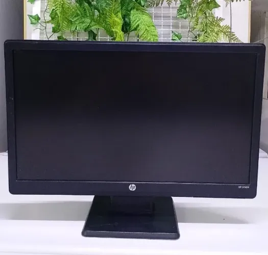 Monitor HP 20" VGA LED ideal para escritório!