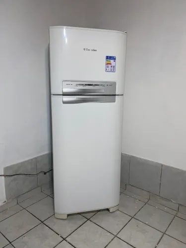 Geladeira Electrolux DFN50 Frost Free dúplex funcionando perfeitamente entrego