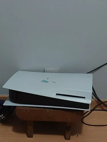 Vendo PlayStation 5 ótimo estado