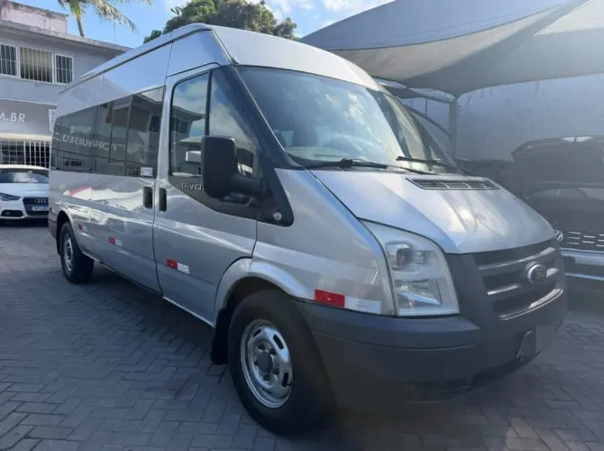 Ford Transit Van 3550 2.4 Tdci 14lug. Diesel 2010