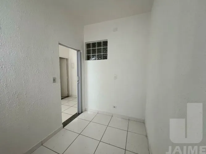 Conjunto comercial 18 m² na Rua Heitor Penteado, Sumarezinho
