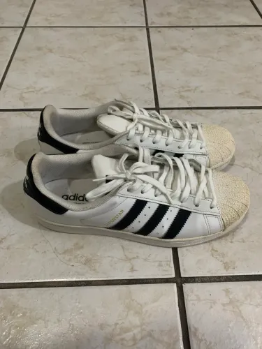 Adidas superstar