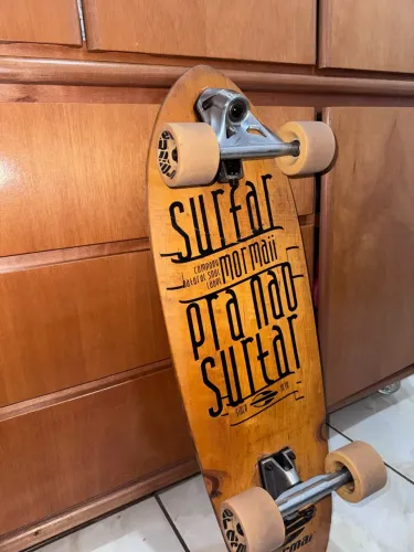 Skate simulador de surf