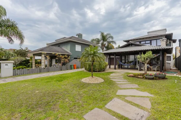 Casa em Condomínio Mobiliada em Capão da Canoa - Condomínio Velas da Marina REF: CA2985