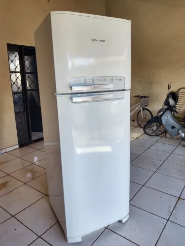 Geladeira Electrolux