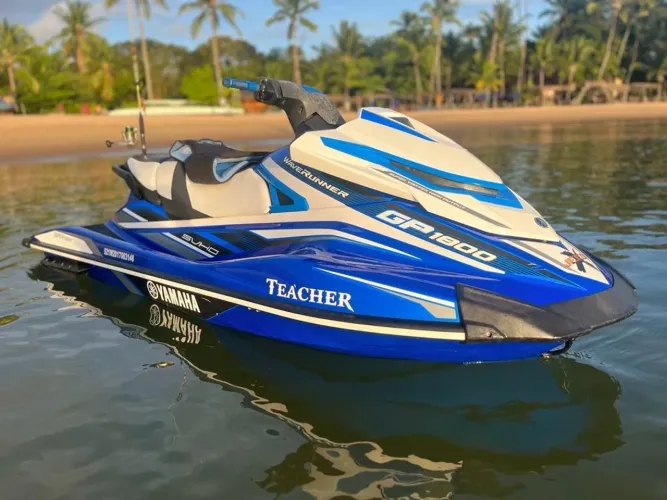 Jet Ski Yamaha Gp 1800 / 250 HP 2017 | 138h | Com Carreta Rodoviária 2025