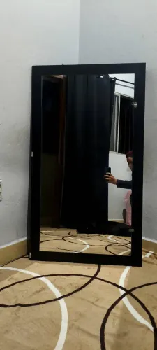 Espelho grande com proteção,