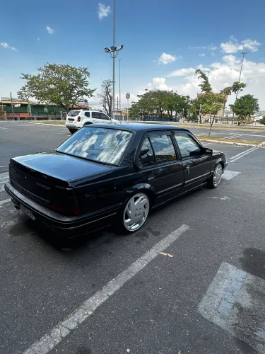 Chevrolet Monza GLS/ Hi-tech 2.0 EFI 2P E 4P 1994