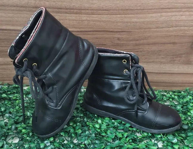 Bota Pampili