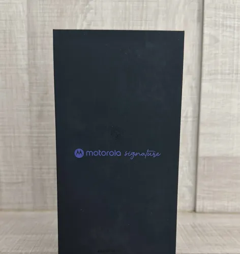 Motorola Signature 512GB Preto Lacrado