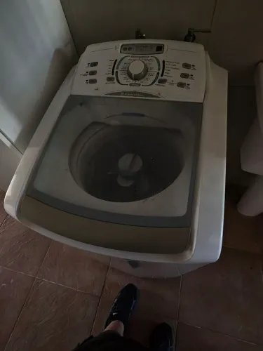 Lava roupa 10kg brastemp