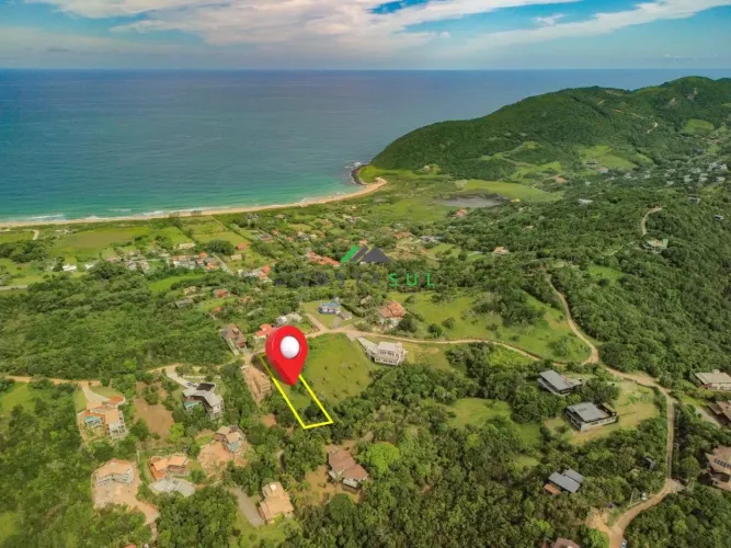Terreno a venda na praia da Silveira